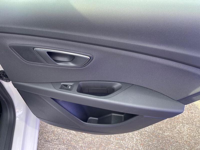 SEAT Leon Leon 1.2 TSI SE DSG Euro 6 (s/s) 5dr - U7152