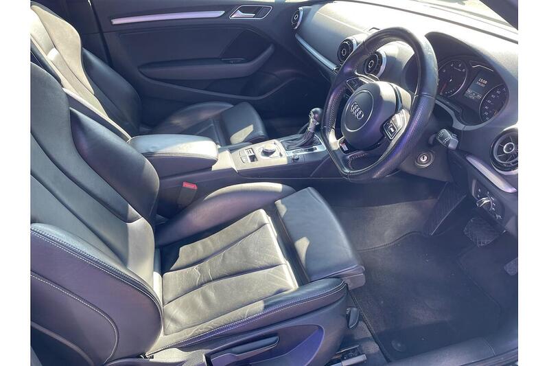 Audi A3 A3 1.8 TFSI S line S Tronic Euro 5 (s/s) 3dr - U7167