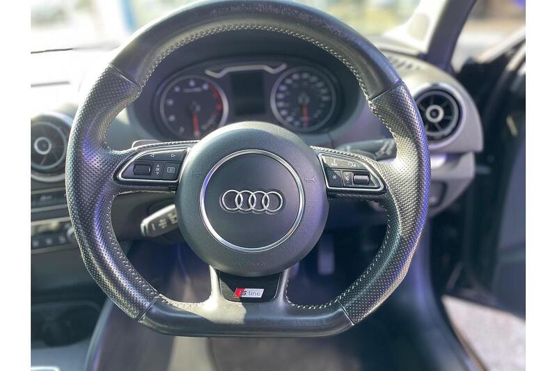 Audi A3 A3 1.8 TFSI S line S Tronic Euro 5 (s/s) 3dr - U7167