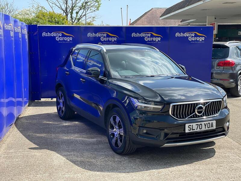 Volvo XC40 2.0 B4 MHEV Inscription SUV 5dr Petrol Hybrid Auto AWD Euro 6 (s/s) (197 ps) - U7174