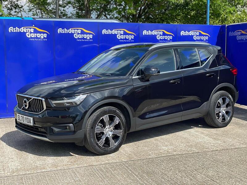 Volvo XC40 2.0 B4 MHEV Inscription SUV 5dr Petrol Hybrid Auto AWD Euro 6 (s/s) (197 ps) - U7174