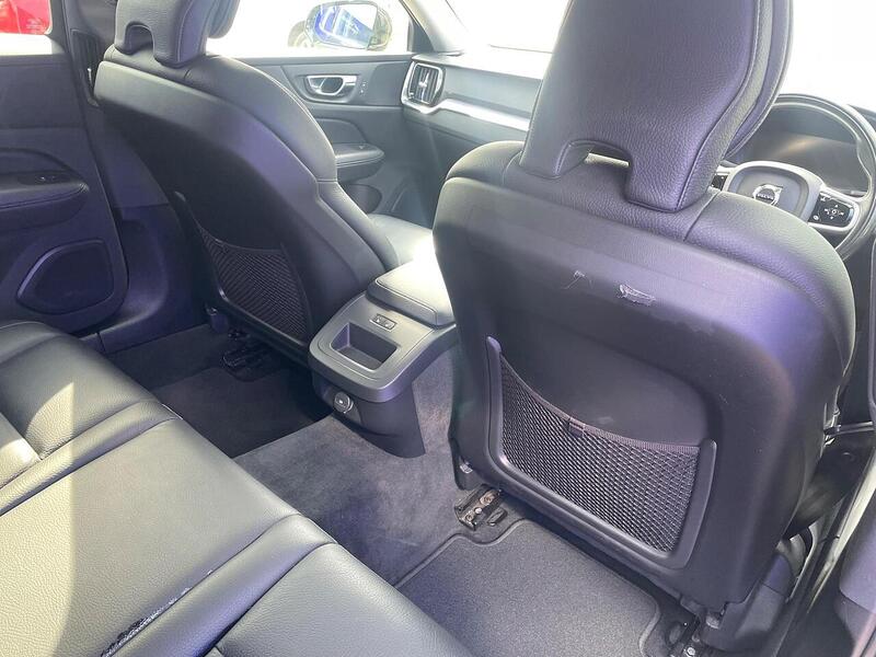 Volvo V60 2.0 B5 MHEV Momentum Estate 5dr Petrol Hybrid Auto Euro 6 (s/s) (250 ps) - U7175