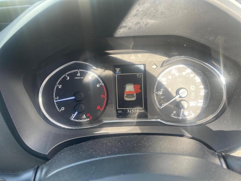 Toyota Yaris 1.5 VVT-i Icon Tech Hatchback 5dr Petrol CVT Euro 6 (111 ps) - U7191