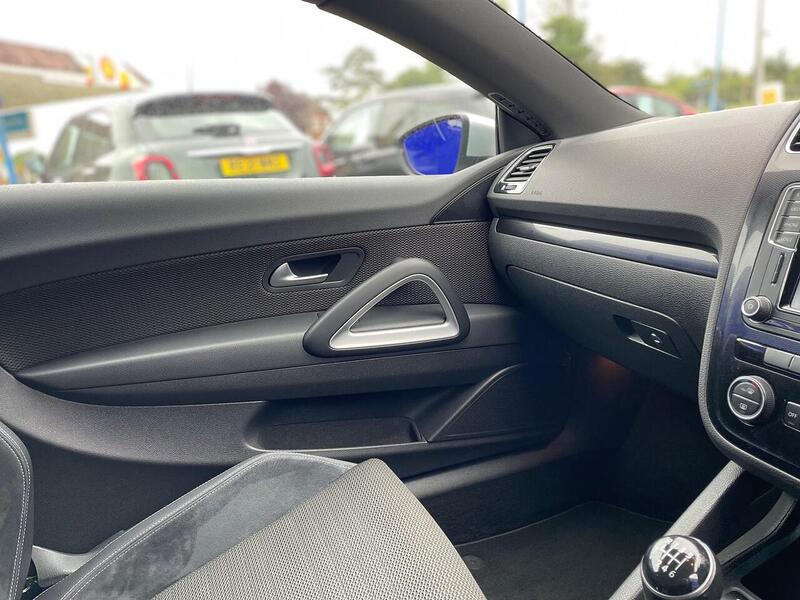 Volkswagen Scirocco 2.0 TDI BlueMotion Tech GT Euro 6 (s/s) 3dr - U7196