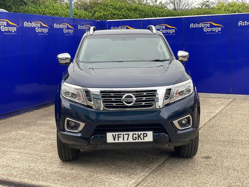 Nissan Navara 2.3 dCi Tekna Pickup Double Cab 4dr Diesel Auto 4WD Euro 6 (190 ps) - U7198