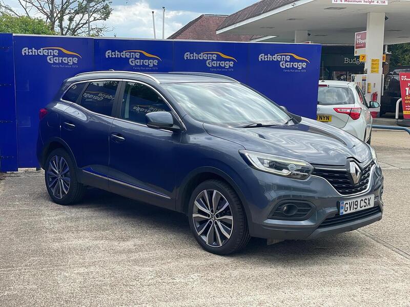Renault Kadjar 1.3 TCe Iconic SUV 5dr Petrol Manual Euro 6 (s/s) (140 ps) - U7213