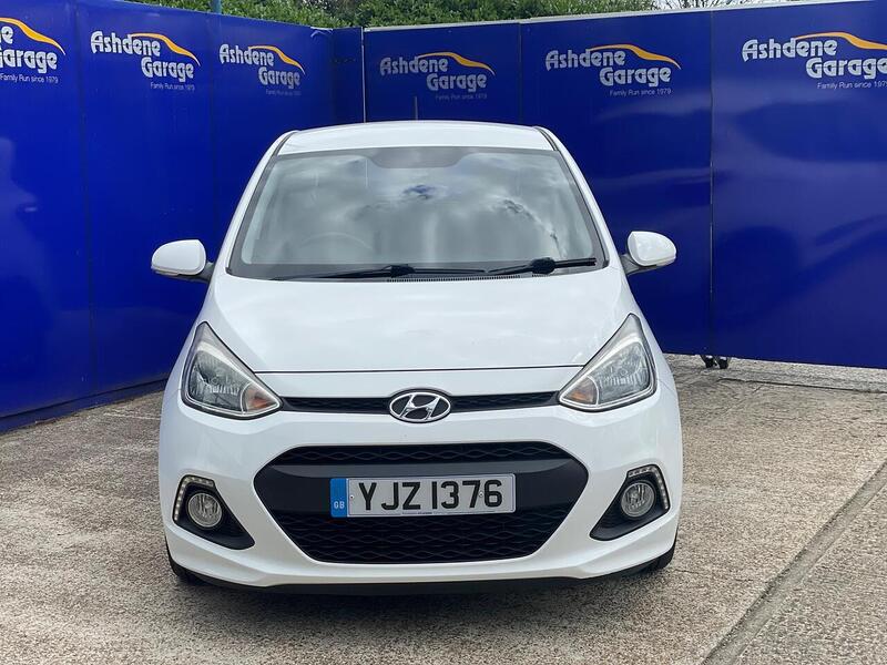 Hyundai i10 1.2 Premium Auto Euro 6 5dr - U7220