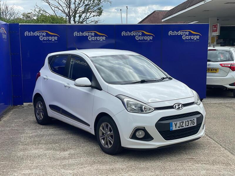 Hyundai i10 1.2 Premium Auto Euro 6 5dr - U7220