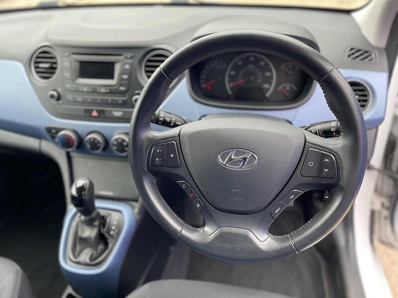 Hyundai i10 1.2 Premium Auto Euro 6 5dr - U7220