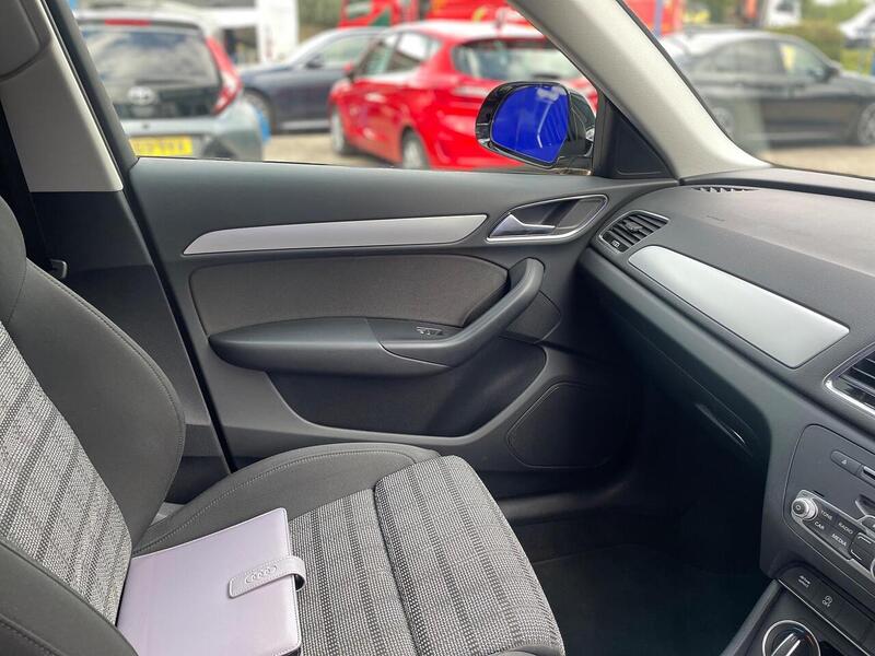 Audi Q3 2.0 TDI SE SUV 5dr Diesel Manual Euro 6 (s/s) (150 ps) - U7223