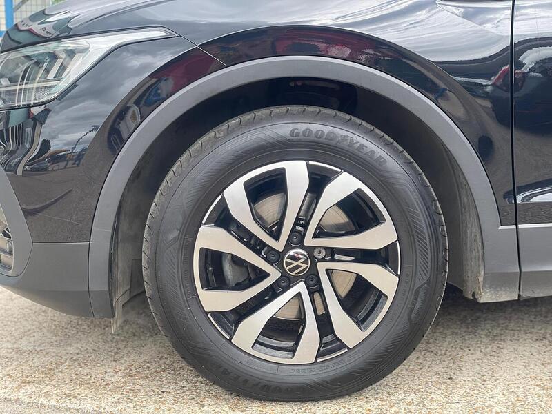 Volkswagen Tiguan 1.5 TSI Active SUV 5dr Petrol DSG Euro 6 (s/s) (150 ps) - U7225