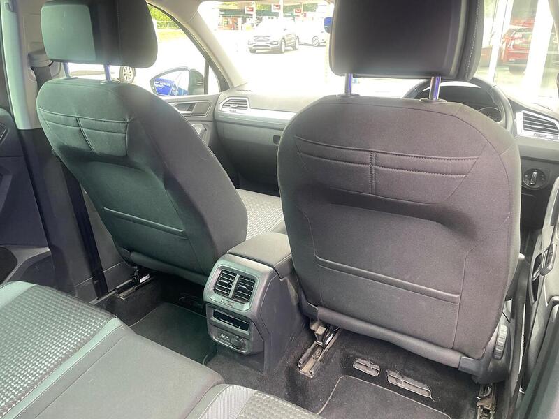 Volkswagen Tiguan 1.5 TSI Active SUV 5dr Petrol DSG Euro 6 (s/s) (150 ps) - U7225