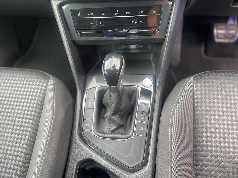 Volkswagen Tiguan 1.5 TSI Active SUV 5dr Petrol DSG Euro 6 (s/s) (150 ps) - U7225