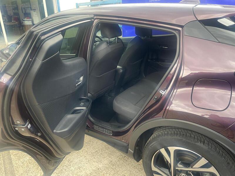 Toyota C-HR 1.8 VVT-h GPF Design SUV 5dr Petrol Hybrid CVT Euro 6 (s/s) (122 ps) - U7226