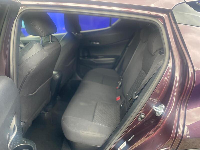 Toyota C-HR 1.8 VVT-h GPF Design SUV 5dr Petrol Hybrid CVT Euro 6 (s/s) (122 ps) - U7226