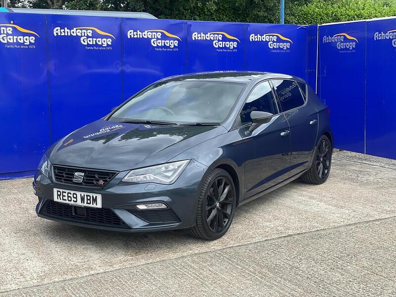 SEAT Leon 1.5 TSI EVO FR Black Edition Hatchback 5dr Petrol Manual Euro 6 (s/s) (150 ps) - U7229
