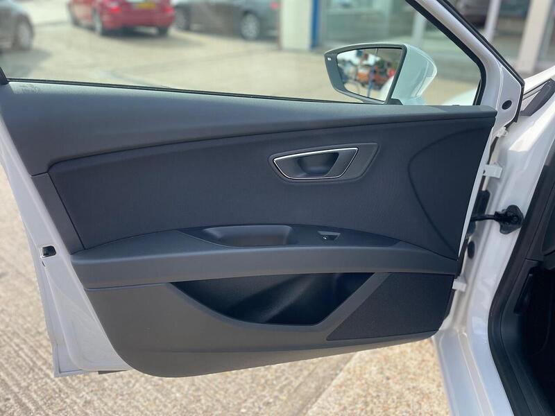 SEAT Leon 1.2 TSI SE DSG Euro 6 (s/s) 5dr - U7235