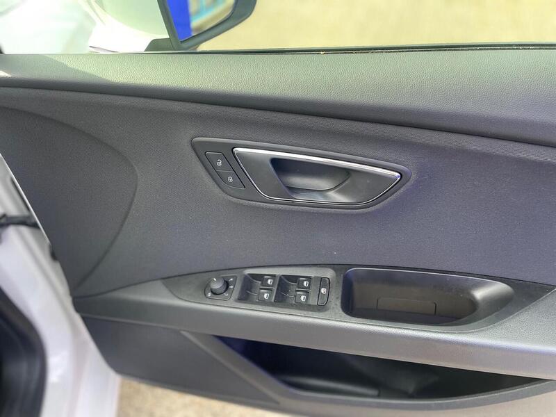 SEAT Leon 1.2 TSI SE DSG Euro 6 (s/s) 5dr - U7235