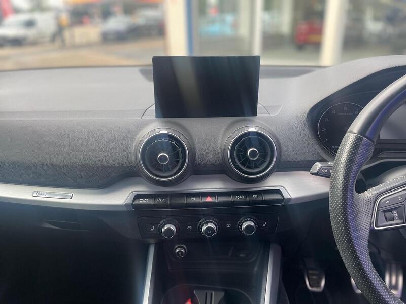 Audi Q2 1.5 TFSI CoD 35 S line SUV 5dr Petrol Manual Euro 6 (s/s) (150 ps) - U7238