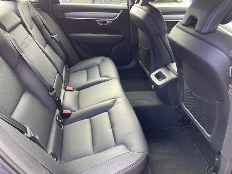 Volvo S90 2.0 T4 Momentum Plus Saloon 4dr Petrol Auto Euro 6 (s/s) (190 ps) - U7239
