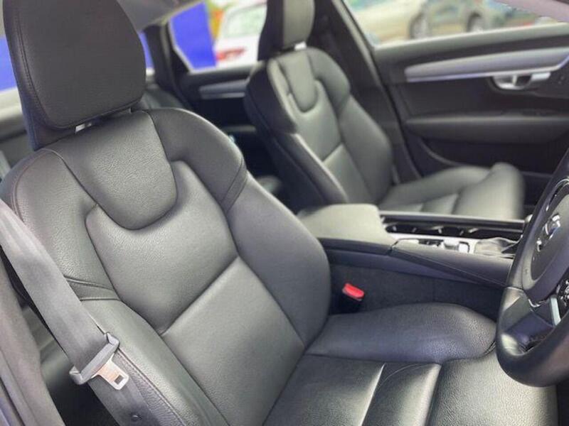 Volvo S90 2.0 T4 Momentum Plus Saloon 4dr Petrol Auto Euro 6 (s/s) (190 ps) - U7239
