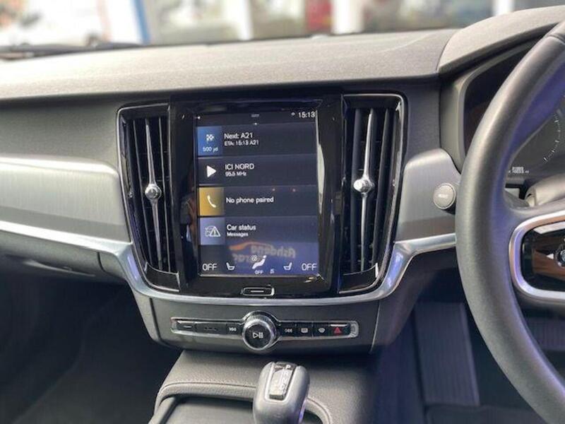 Volvo S90 2.0 T4 Momentum Plus Saloon 4dr Petrol Auto Euro 6 (s/s) (190 ps) - U7239