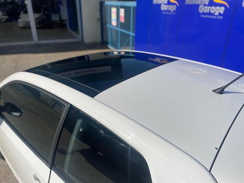 Volkswagen up! 1.0 High up! Hatchback 3dr Petrol Manual Euro 5 (75 ps) - U7243