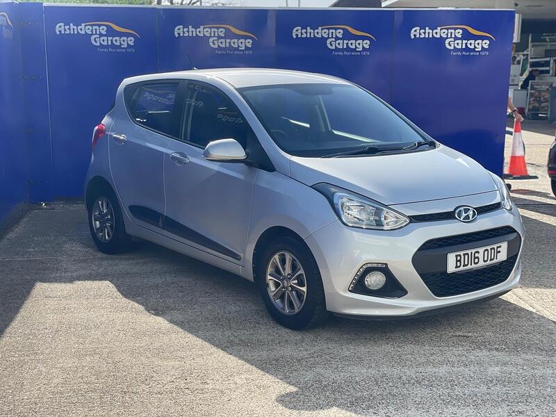 Hyundai i10 1.2 Premium Hatchback 5dr Petrol Auto Euro 6 (87 ps) - U7244