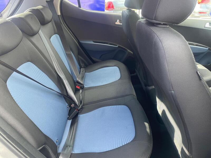 Hyundai i10 1.2 Premium Hatchback 5dr Petrol Auto Euro 6 (87 ps) - U7244
