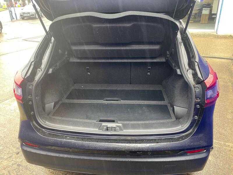 Nissan Qashqai 1.3 DIG-T Tekna SUV 5dr Petrol DCT Auto Euro 6 (s/s) (160 ps) - U7245