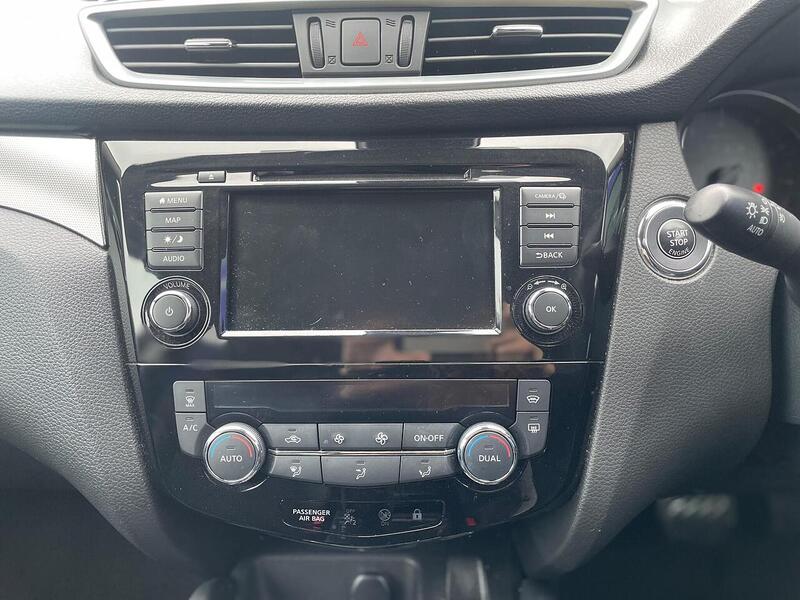 Nissan Qashqai 1.3 DIG-T Tekna SUV 5dr Petrol DCT Auto Euro 6 (s/s) (160 ps) - U7245
