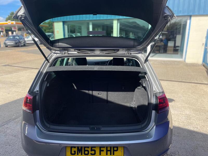 Volkswagen Golf 1.4 TSI BlueMotion Tech ACT GT Hatchback 5dr Petrol Manual Euro 6 (s/s) (150 ps) - U7251