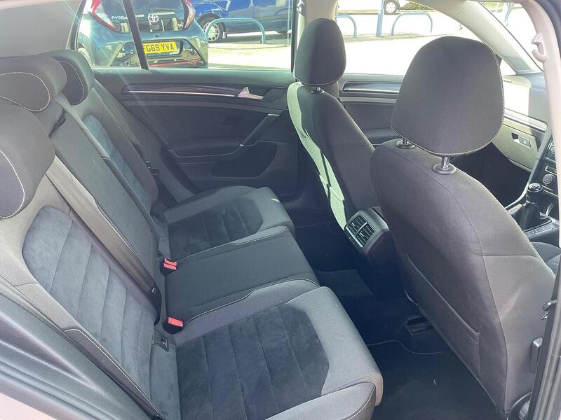 Volkswagen Golf 1.4 TSI BlueMotion Tech ACT GT Hatchback 5dr Petrol Manual Euro 6 (s/s) (150 ps) - U7251