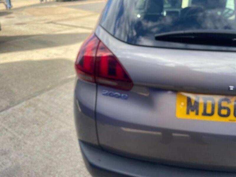 Peugeot 2008 1.2 PureTech Allure SUV 5dr Petrol Manual Euro 6 (82 ps) - U7254