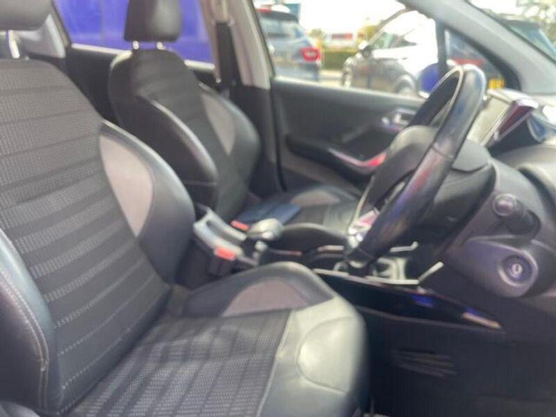 Peugeot 2008 1.2 PureTech Allure SUV 5dr Petrol Manual Euro 6 (82 ps) - U7254