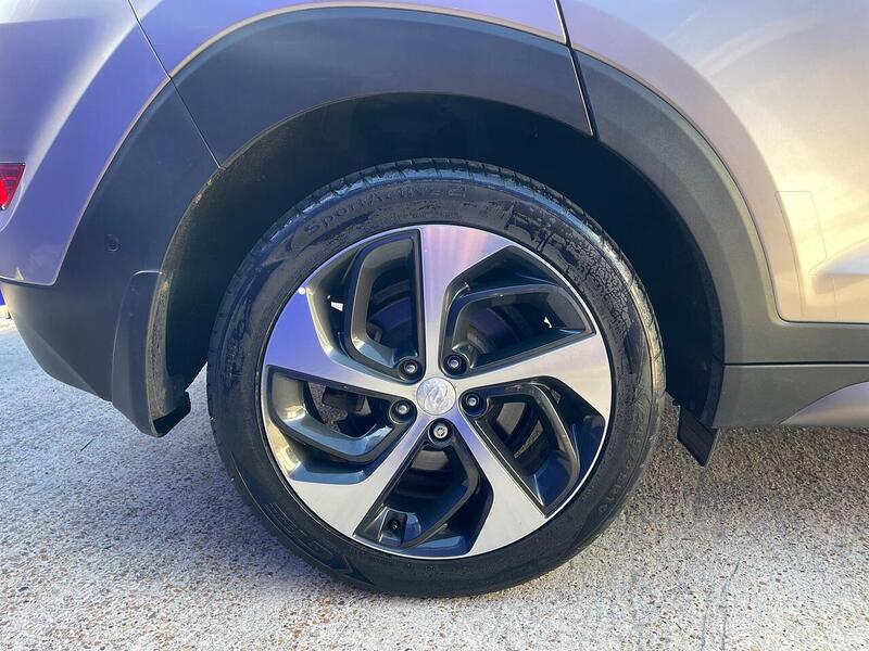 Hyundai TUCSON 2.0 CRDi Premium SE SUV 5dr Diesel Auto 4WD Euro 6 (185 ps) - U7256