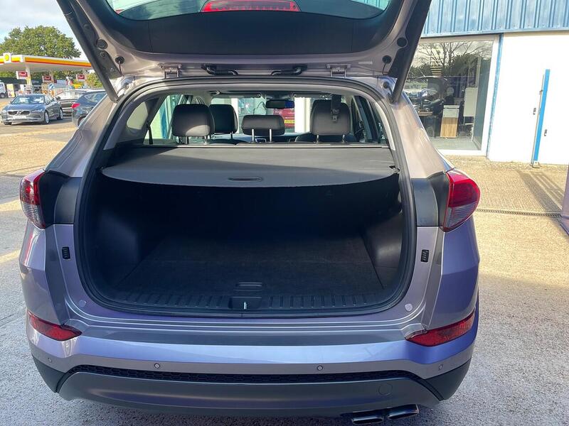 Hyundai TUCSON 2.0 CRDi Premium SE SUV 5dr Diesel Auto 4WD Euro 6 (185 ps) - U7256