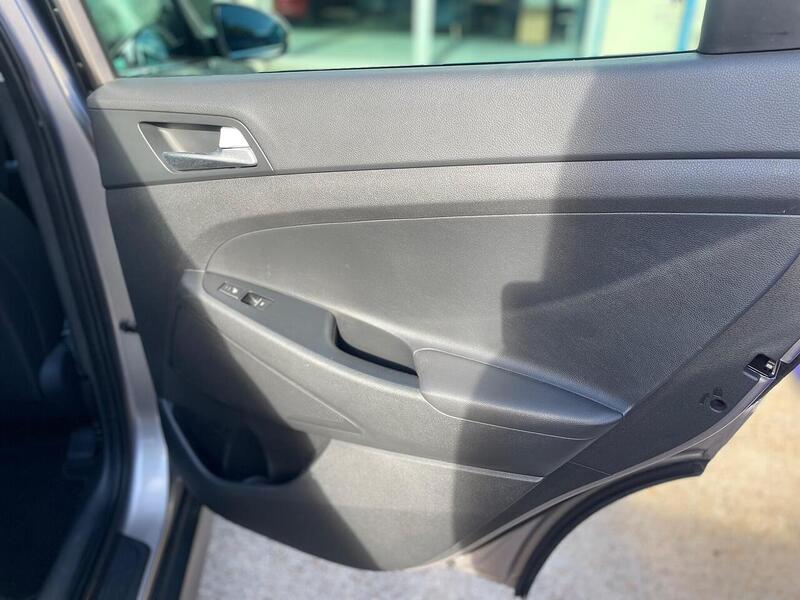 Hyundai TUCSON 2.0 CRDi Premium SE SUV 5dr Diesel Auto 4WD Euro 6 (185 ps) - U7256