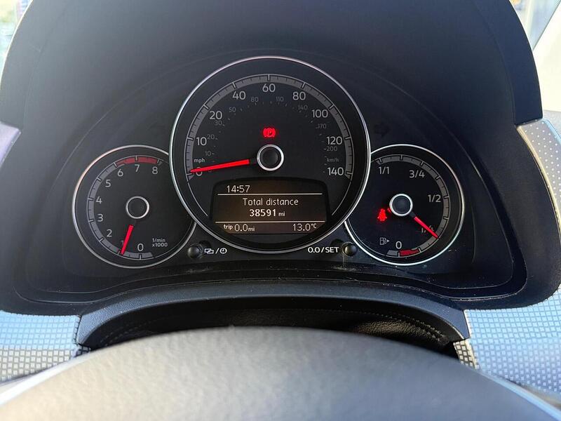 Volkswagen up! 1.0 High up! Hatchback 5dr Petrol Manual Euro 6 (75 ps) - U7262