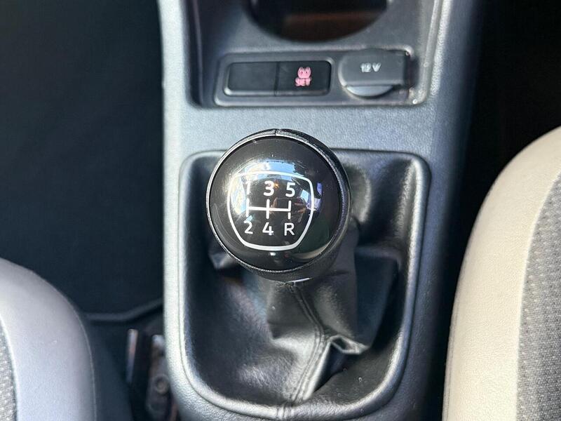 Volkswagen up! 1.0 High up! Hatchback 5dr Petrol Manual Euro 6 (75 ps) - U7262