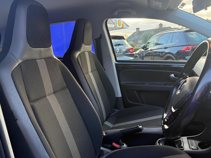 Volkswagen up! 1.0 High up! Hatchback 5dr Petrol Manual Euro 6 (75 ps) - U7262