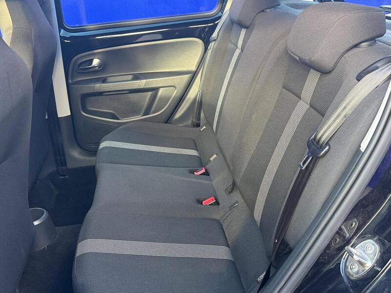 Volkswagen up! 1.0 High up! Hatchback 5dr Petrol Manual Euro 6 (75 ps) - U7262