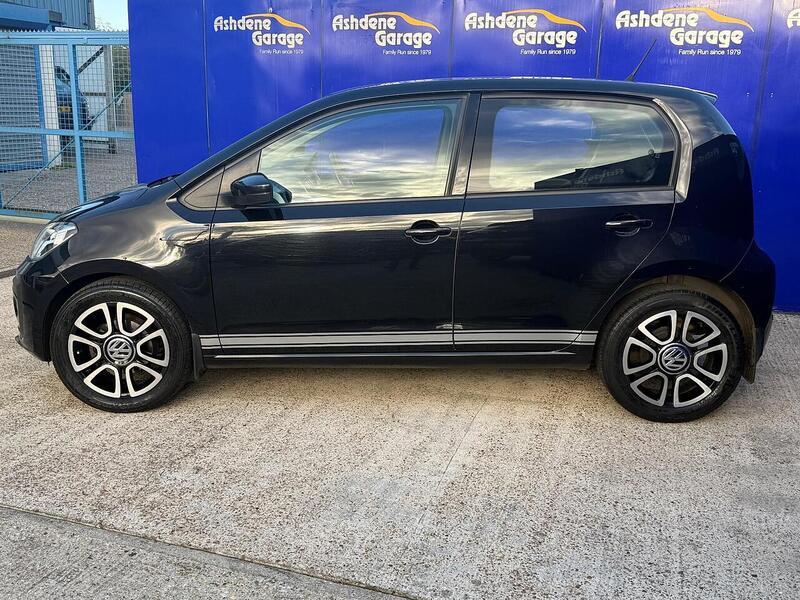 Volkswagen up! 1.0 High up! Hatchback 5dr Petrol Manual Euro 6 (75 ps) - U7262