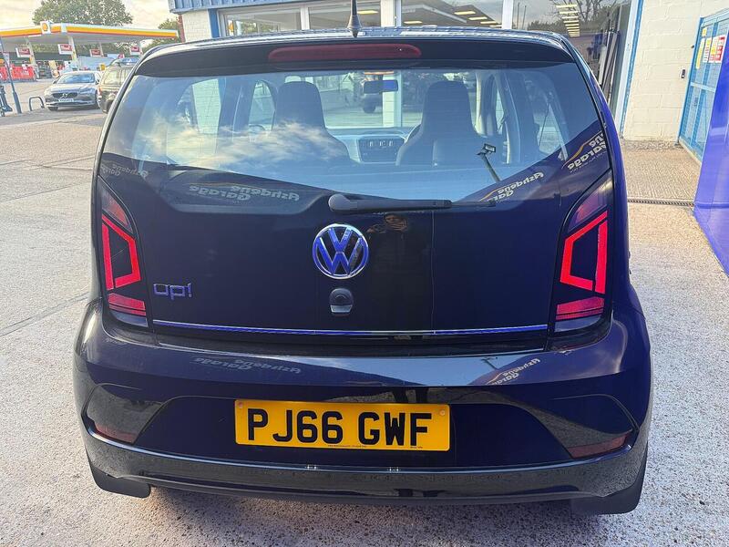 Volkswagen up! 1.0 High up! Hatchback 5dr Petrol Manual Euro 6 (75 ps) - U7262