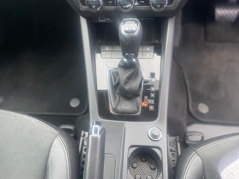 Skoda Octavia 2.0 TSI SE L DSG 4WD Euro 6 (s/s) 5dr - U7272