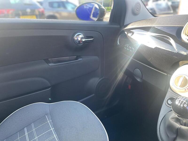 Fiat 500 1.0 MHEV Lounge Hatchback 3dr Petrol Manual Euro 6 (s/s) (70 bhp) - U7274