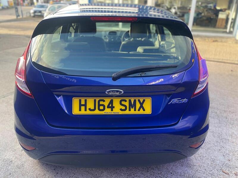 Ford Fiesta 1.6 Zetec Hatchback 5dr Petrol Powershift Euro 5 (105 ps) - U7275