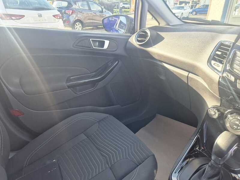 Ford Fiesta 1.6 Zetec Hatchback 5dr Petrol Powershift Euro 5 (105 ps) - U7275