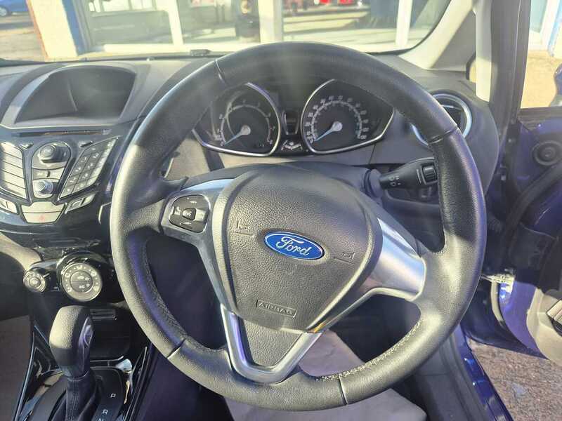 Ford Fiesta 1.6 Zetec Hatchback 5dr Petrol Powershift Euro 5 (105 ps) - U7275