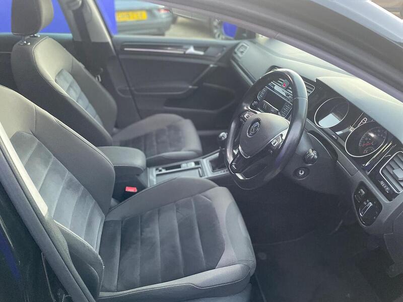Volkswagen Golf 1.4 TSI BlueMotion Tech ACT GT Edition Hatchback 5dr Petrol Manual Euro 6 (s/s) (150 ps) - U7278